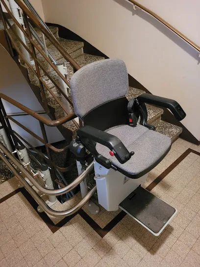 Image de JR2A - Monte-escalier, plateforme PMR, Ascenseur privatif, Fermetures du bâtiment