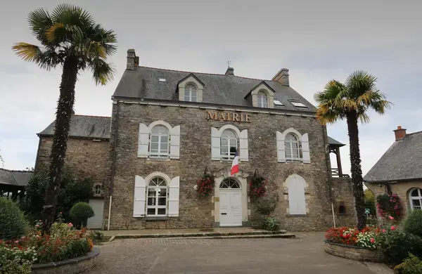 Monte Escalier Assistance Installateur Monte escalier Bourg-des-Comptes