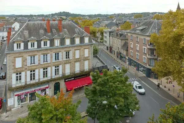 Monte Escalier Assistance Installateur Monte escalier Brive-la-Gaillarde