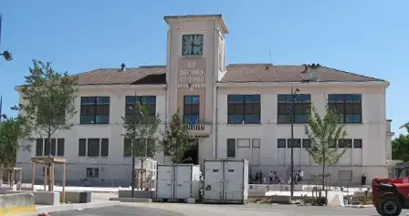 Monte Escalier Assistance Installateur Monte escalier Décines-Charpieu